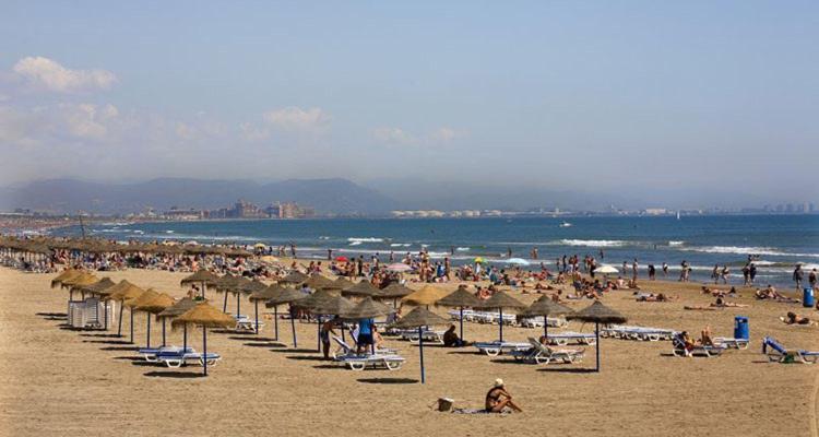 Apartamento Turistico Lux Center Valensiya Dış mekan fotoğraf